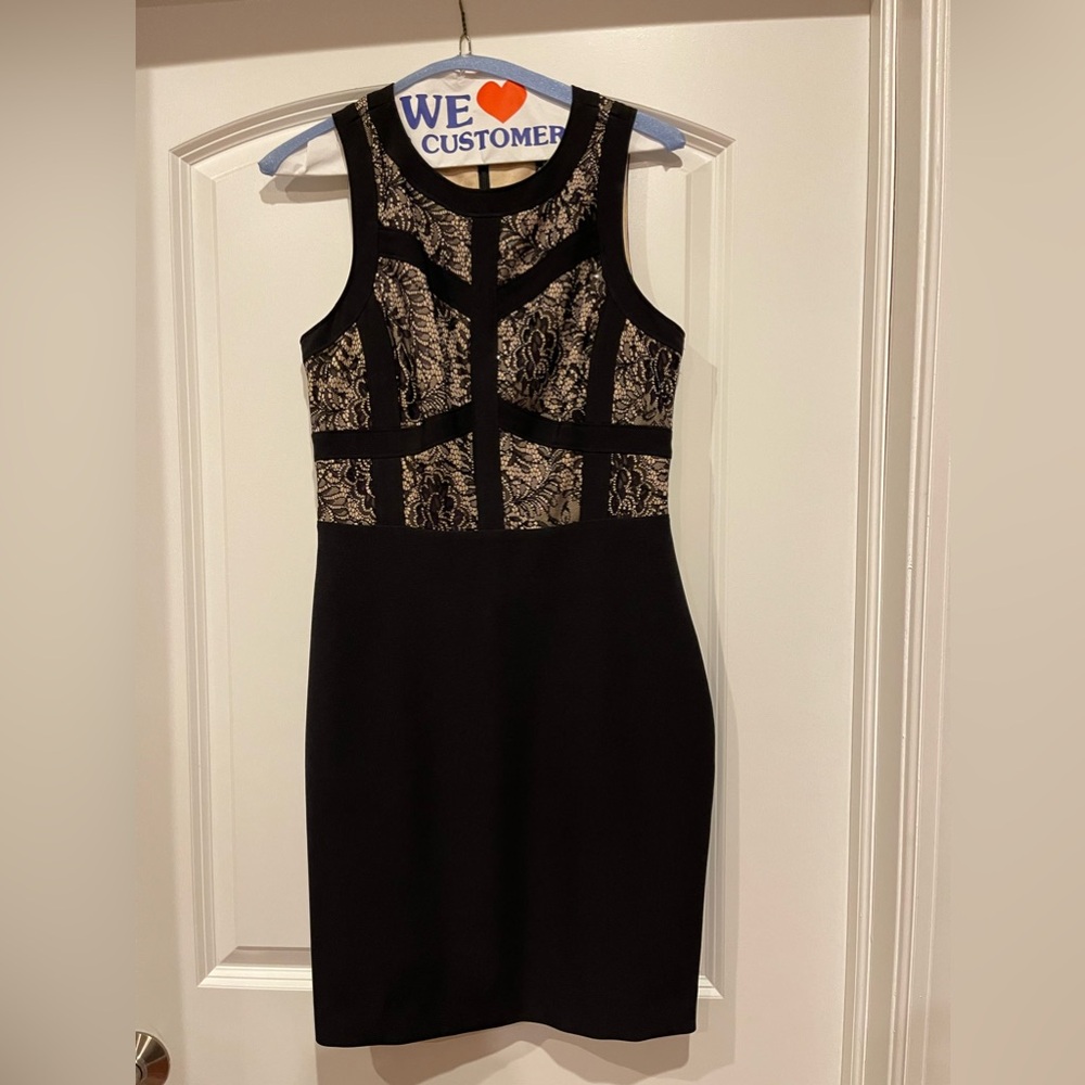 Like New LAUNDRY cocktail dress with black sequins, women’s size 4